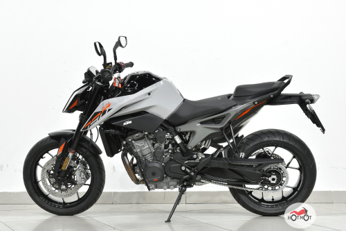 Мотоцикл KTM 790 Duke 2023, Белый фото 4