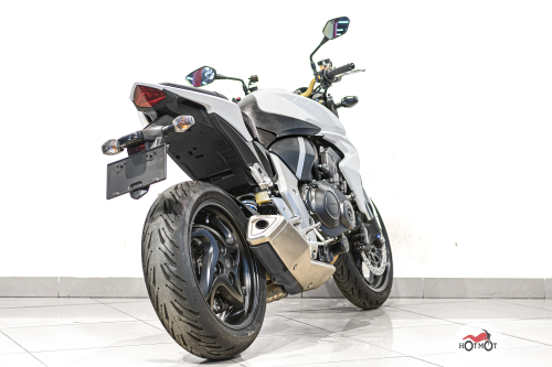 Мотоцикл HONDA CB 1000R 2013, БЕЛЫЙ фото 7