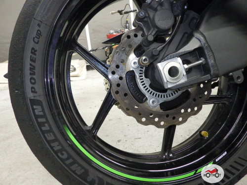 Мотоцикл KAWASAKI ZX-6 Ninja 2019, ЗЕЛЕНЫЙ фото 7