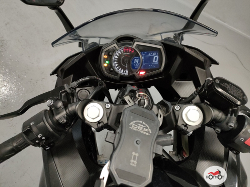 Мотоцикл KAWASAKI NINJA 400 2022, черный фото 5