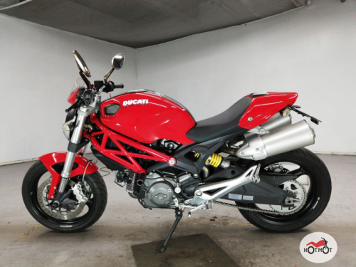 Мотоцикл DUCATI Monster 696 2008, КРАСНЫЙ