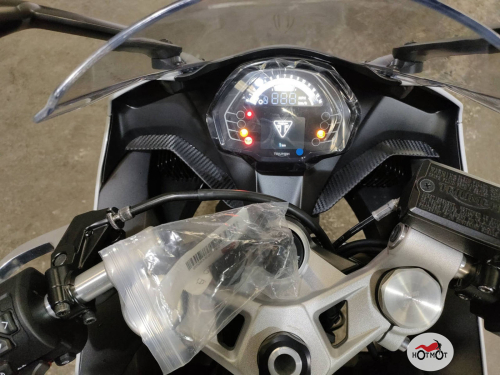 Мотоцикл TRIUMPH Daytona 660 2024, Белый фото 5