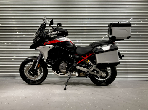 Мотоцикл Ducati Multistrada V4 2023, ЧЕРНЫЙ фото 2