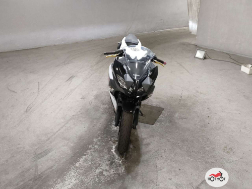 Мотоцикл KAWASAKI Ninja 400 2019, БЕЛЫЙ фото 3