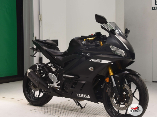 Мотоцикл YAMAHA YZF-R3 2019, черный фото 3