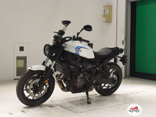 Мотоцикл YAMAHA XSR700 2023, Белый фото 4