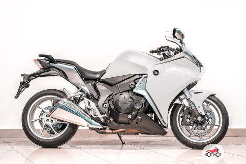 Мотоцикл HONDA VFR 1200  2011, Белый фото 3