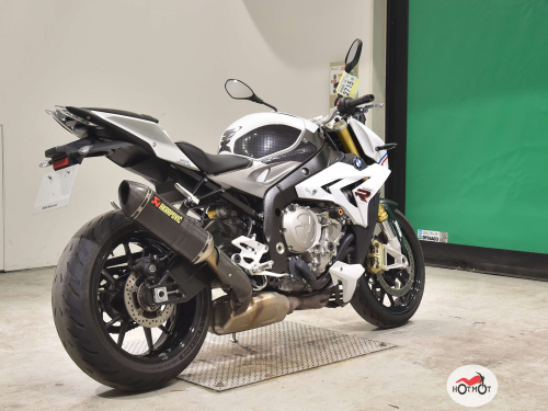 Мотоцикл BMW S 1000 R 2015, белый фото 5