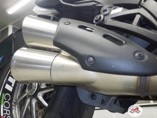 Мотоцикл DUCATI Diavel Carbon 2015, Черный фото 12