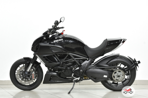 Мотоцикл DUCATI Diavel 2012, Черный фото 4