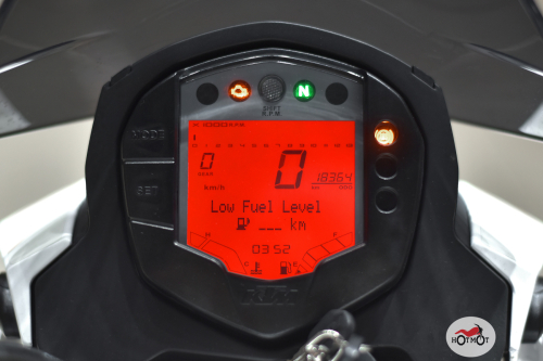 Мотоцикл KTM 390 Duke 2014, БЕЛЫЙ фото 9