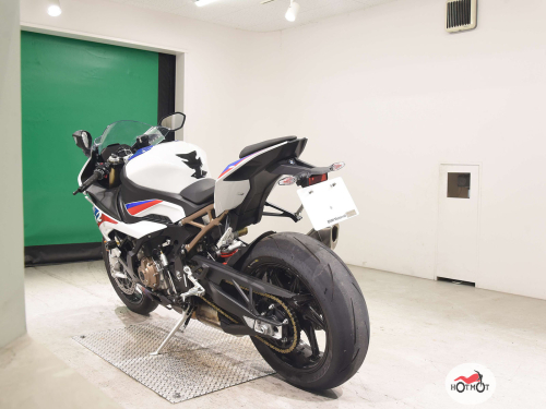 Мотоцикл BMW S 1000 RR 2021, Белый фото 6