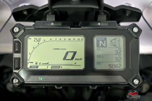 Мотоцикл YAMAHA MT-09 Tracer (FJ-09) 2020, черный фото 9