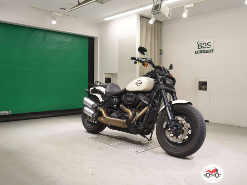 Мотоцикл HARLEY-DAVIDSON Fat Bob 2018, Белый фото 3