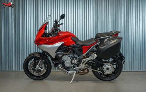 Мотоцикл MV Agusta Turismo Veloce 800 2016, КРАСНЫЙ фото 2