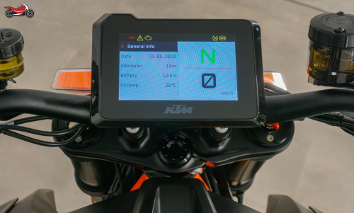 Мотоцикл KTM 1290 Super Duke R 2022, СИНИЙ фото 12