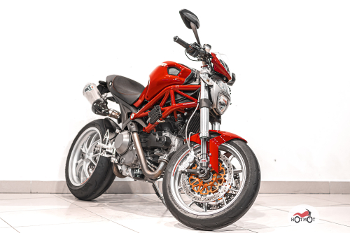 Мотоцикл DUCATI Monster 1100 2009, Красный