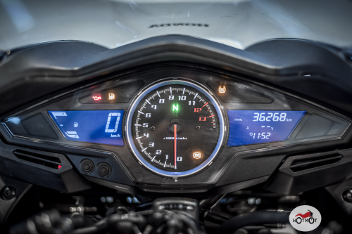Мотоцикл HONDA VFR 800 2015, Черный фото 9