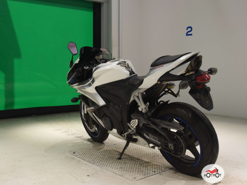Мотоцикл HONDA CBR 600RR 2007, Белый фото 6