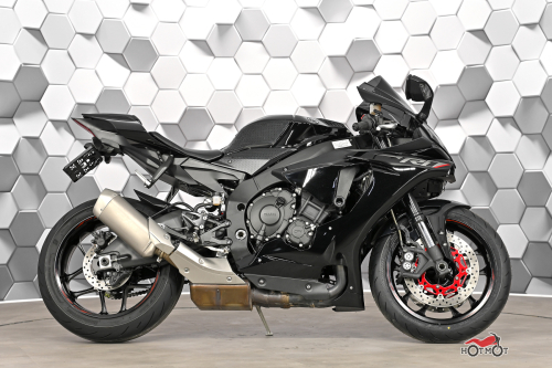 Мотоцикл YAMAHA YZF-R1 2018, черный фото 3