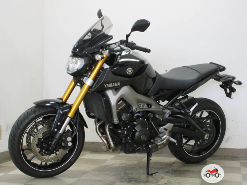 Мотоцикл YAMAHA MT-09 (FZ-09) 2016, ФИОЛЕТОВЫЙ фото 4