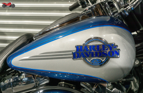 Мотоцикл Harley-Davidson Electra Glide 2005, БЕЛЫЙ, СИНИЙ фото 11