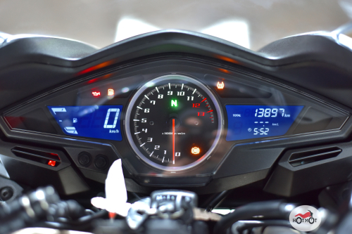 Мотоцикл HONDA VFR 800 2016, БЕЛЫЙ фото 9