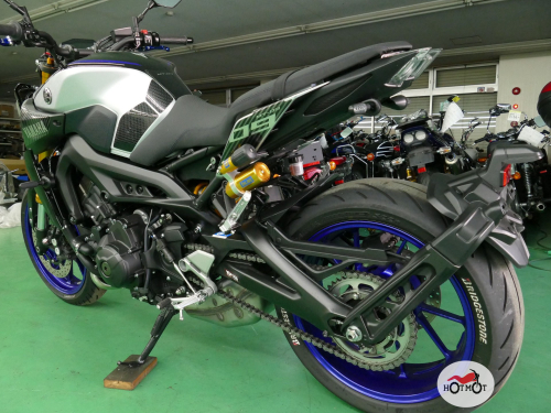 Мотоцикл YAMAHA MT-09 (FZ-09) 2020, СЕРЫЙ фото 4