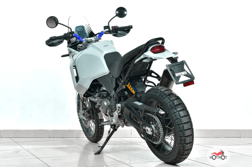 Мотоцикл DUCATI DesertX 2022, БЕЛЫЙ фото 8