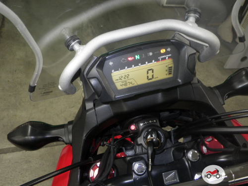 Мотоцикл HONDA NC 700X 2013, Красный фото 12