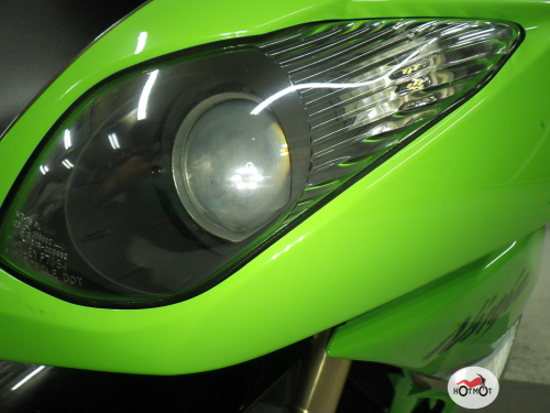 Мотоцикл KAWASAKI ZX-6 Ninja 2010, Зеленый фото 11