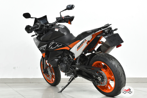 Мотоцикл KTM 890 SMT 2023, Черный фото 8