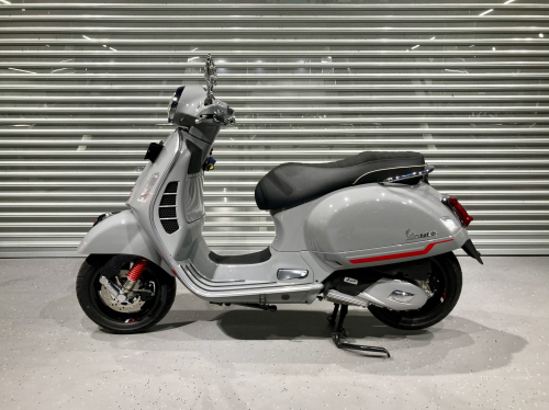 Скутер VESPA GTS 150 2023, СЕРЫЙ фото 2