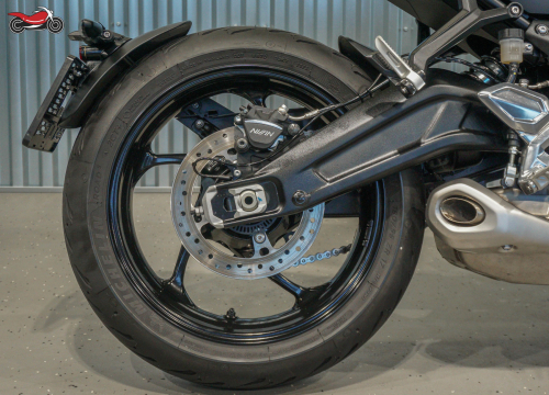 Мотоцикл Triumph Trident 660 2024, ЧЕРНЫЙ фото 8