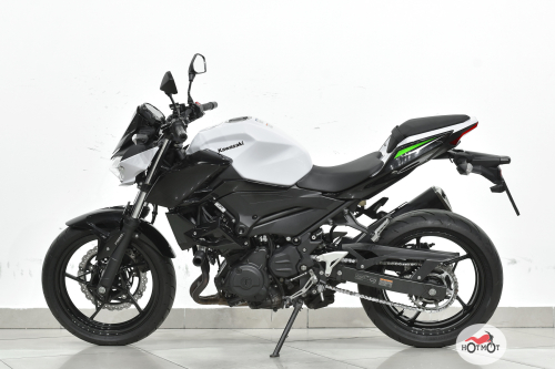 Мотоцикл KAWASAKI Z 400 2020, Белый фото 4