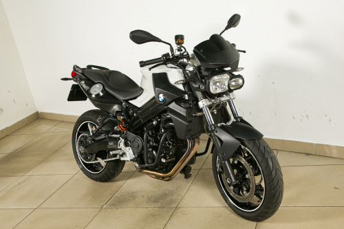 Мотоцикл BMW F 800 R 2010, белый