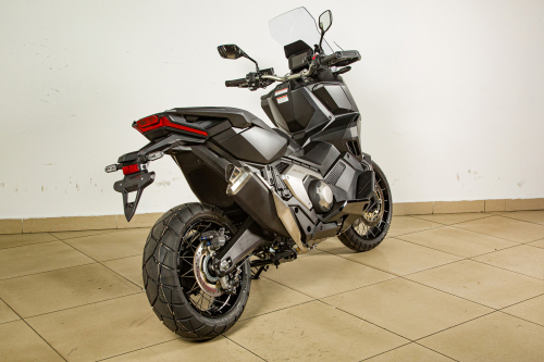 Скутер HONDA X-ADV 2024, Черный фото 8