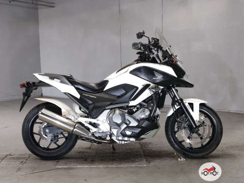 Мотоцикл HONDA NC 700X 2013, белый фото 2