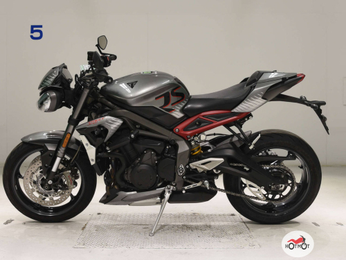 Мотоцикл TRIUMPH Street Triple 2022, серый