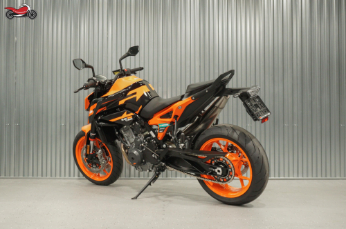 Мотоцикл KTM 890 Duke GP 2023, ЧЕРНЫЙ фото 6