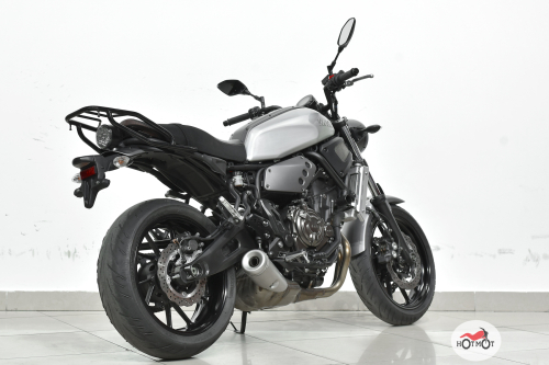 Мотоцикл YAMAHA XSR700 2019, серый фото 7