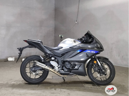 Мотоцикл YAMAHA YZF-R3 2023, серый фото 2