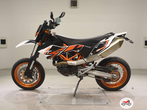 Мотоцикл KTM 690 SMC R 2014, белый