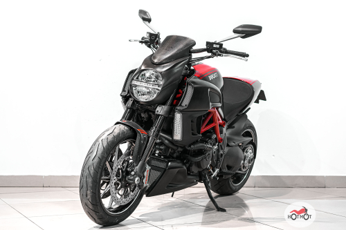 Мотоцикл DUCATI Diavel 2012, Красный фото 2