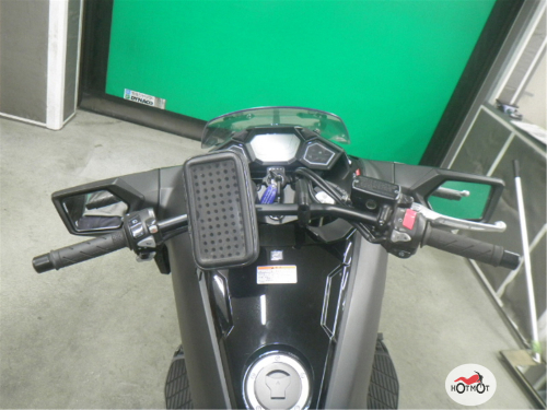 Мотоцикл HONDA NM4  2015, Черный фото 11