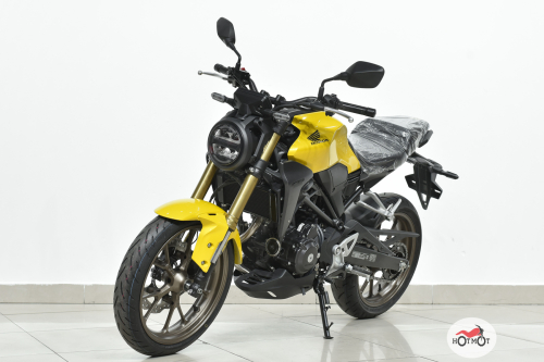 Мотоцикл HONDA CB 300R 2023, желтый фото 2