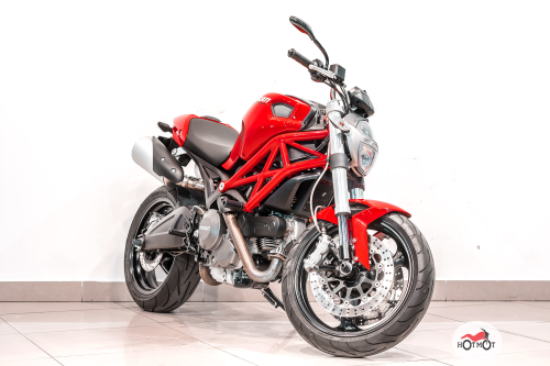 Мотоцикл DUCATI Monster 696 2010, КРАСНЫЙ