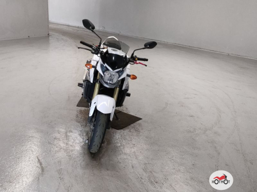 Мотоцикл SUZUKI GSR 750 2015, БЕЛЫЙ фото 3