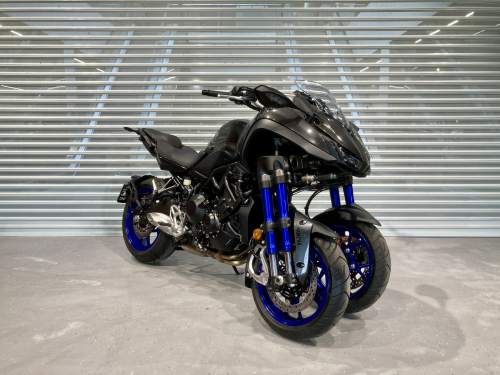 Мотоцикл Yamaha Niken 2024, СЕРЫЙ фото 3