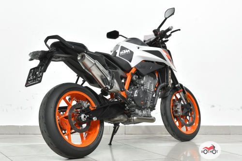 Мотоцикл KTM 890 Duke R 2021, белый фото 7